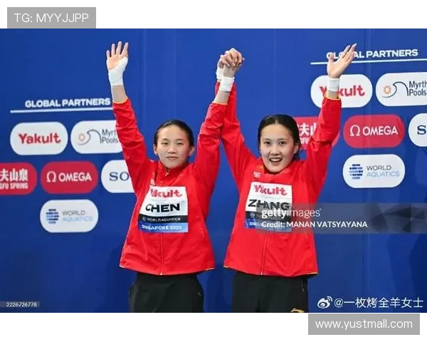 陈芋汐携手掌敏洁摘得全运会女子双人十米跳台桂冠上演完美同步秀 陈芋汐携手掌敏洁摘得全运会女子双人十米跳台桂冠上演完美同步秀